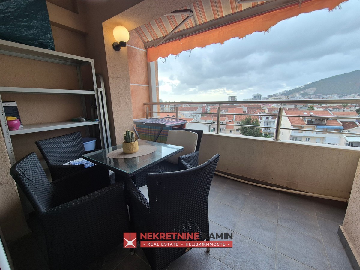 Jednosoban stan+garažno mjesto kod Norme, Budva 